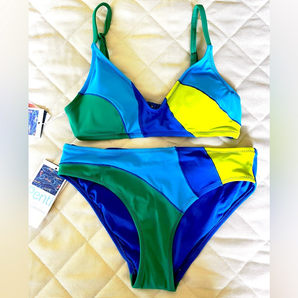 2 Pc bikini set striped rainbow colors blue yellow green Eur 36 US size 2 to 4